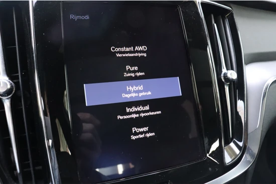 Volvo V60 T6 AWD Recharge Business Pro | 360° Camera | Schuifdak | Harman Kardon | Adaptieve Cruise Control | Full LED Meesturende koplamp