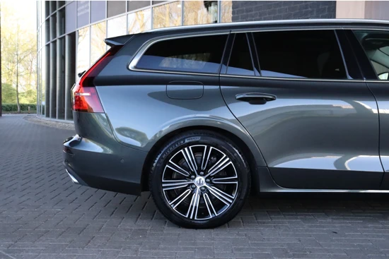 Volvo V60 T6 AWD Recharge Inscription | Bowers & Wilkins | Schuifdak | 360° camera | Stoelventilatie | Stoelmassage | Stoel en Stuurwielve