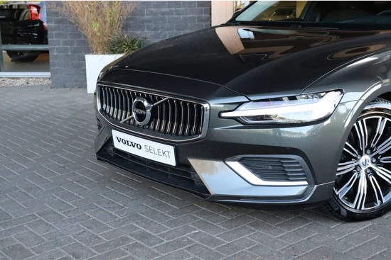 Volvo V60 T6 AWD Recharge Inscription | Stoelverwarming voor+achter | Elektrische bestuurdersstoel met geheugen | Keyless Drive | Lederen