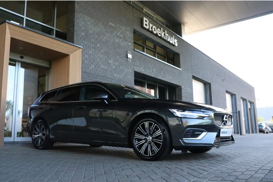 Volvo V60 T6 AWD Recharge Inscription | Stoelverwarming voor+achter | Elektrische bestuurdersstoel met geheugen | Keyless Drive | Lederen