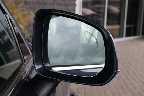 Volvo XC90 T8 AWD Recharge Inscription | Luchtvering | Trekhaak | 360° Camera | Harman Kardon | Head-Up Display | Stoel en Stuurwielverwarm