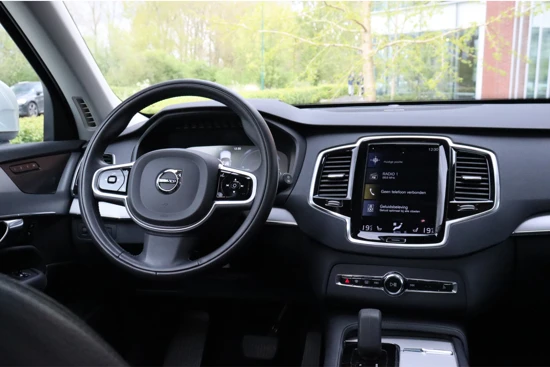 Volvo XC90 T8 AWD Recharge Inscription | Trekhaak | Luchtvering | Harman Kardon | Head-Up Display | 360° Camera | Stoel en Stuurwielverwarm