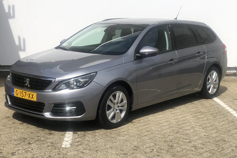 Peugeot 308 SW 1.2 PureTech Blue Lease Executive