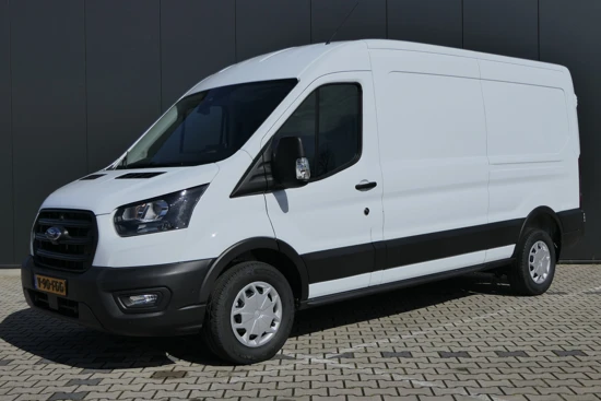 Ford Transit 330 2.0 TDCI 130pk L3H2 Trend | Sync 4 | Laadruimte pakket | Camera | Trekhaak |