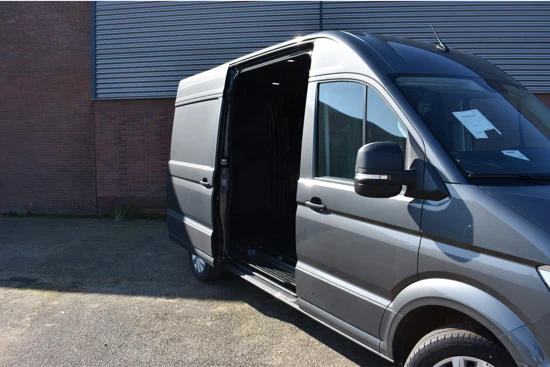 Volkswagen Crafter 30 2.0 TDI 140 pk Automaat L3H3 Exclusive