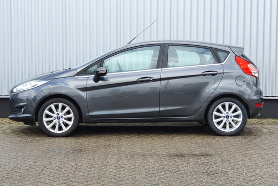 Ford Fiesta 1.0 Titanium | Trekhaak! | Airco | Cruise Control | Navigatie | Elek. ramen |