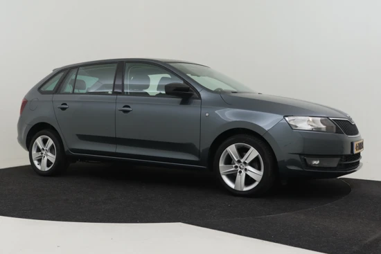 Škoda Rapid Spaceback 1.2 TSI 85PK Greentech Style Edition | Cruise Control | Panoramadak | Parkeersensoren Achter | Automatische Airco | Na