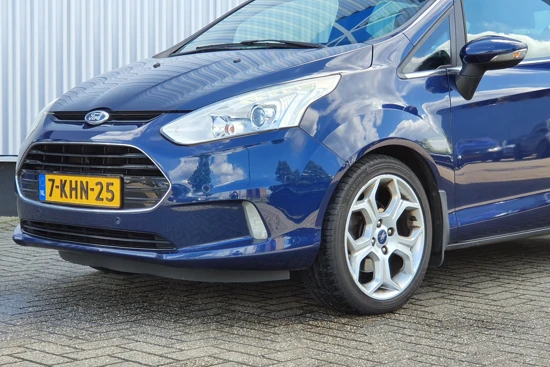 Ford B-MAX 1.0 125 PK Titanium | Camera | Half Leder | CruiseControl | Navigatie | Stoel- en Voorruitverwarming | 17 Inch LMV | Clima |