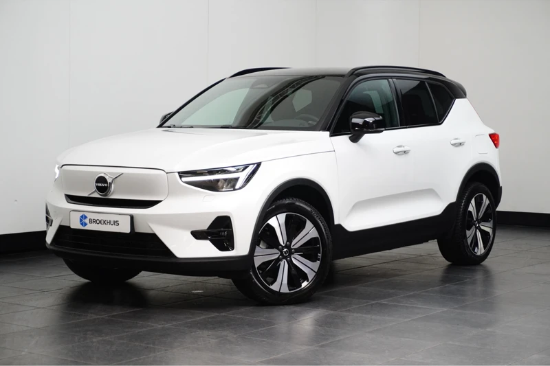 Volvo XC40 Recharge Plus (SEPP Subsidie fiscaal € 44.844) | Warmtepomp | Adaptive Cruise | BLIS | Trekhaak | Getint Glas | Leder | Stoel &