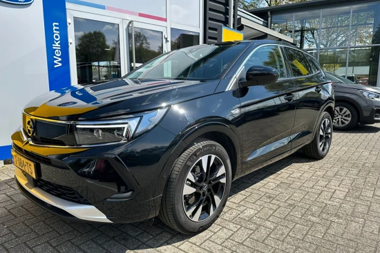 Opel Grandland 1.2 Turbo 130 PK 8-TRAPS AUTOMAAT LEVEL 3 | AGR-COMFORTSTOELEN| ADAPTIEVE CRUISE CONTROL| STOEL- EN STUURVERWARMING| ELEK. ACHTE