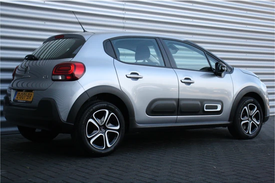 Citroën C3 1.2 PURETECH 82PK PLUS / NAVI / CLIMA / FULL-LED / PDC / 16" LMV / BLUETOOTH / CRUISECONTROL / DIRECT LEVERBAAR / €3.600,- VOORD