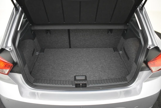 SEAT Ibiza 1.0 TSI 95PK Style | Cruise Control | Parkeersensoren Achter | App-Connect | DAB | LED Rijverlichting | 15'' LMV | Automatische