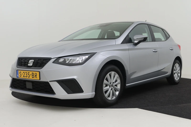 SEAT Ibiza 1.0 TSI 95PK Style | Cruise Control | Parkeersensoren Achter | App-Connect | DAB | LED Rijverlichting | 15'' LMV | Automatische