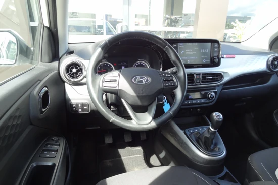 Hyundai i10 1.2 83PK Premium | PARKEERSENSOREN ACHTER | CLIMATE CONTROL | APPLE CARPLAY & ANDROID AUTO