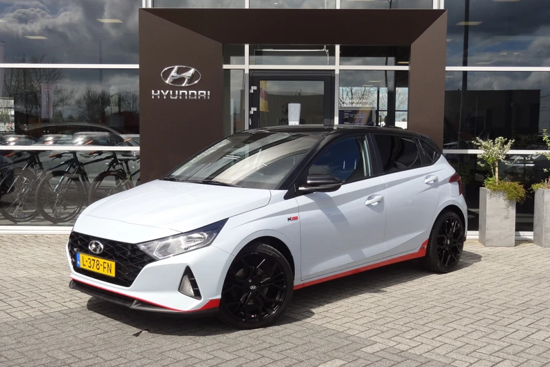 Hyundai i20 1.0 T-GDI Comfort Smart | N-LINE UITGEVOERD | NAVIGATIE | PARKEERSENSOREN ACHTER