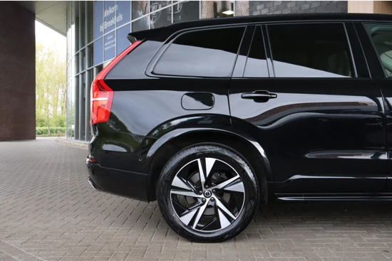 Volvo XC90 T8 AWD Recharge R-Design | Uniek! | Trekhaak | 360° Camera | Harman Kardon | Head-Up Display | Stoel en Stuurwielverwarming | Fu