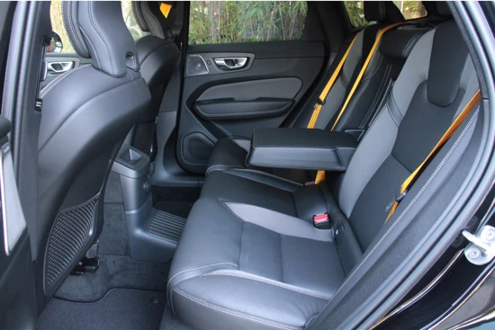 Volvo XC60 T8 AWD 455pk Polestar Engineered | Full Option! | Öhlins | Bowers&Wilkins | Schuifdak | Adaptive Cruise | Memory Seats