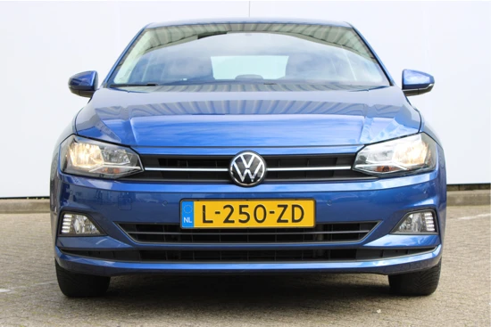 Volkswagen Polo Comfortline Executive 1.0 TSI 95 pk | Navigatie | PDC v+a | 15"Lmv | Cruise control adaptief