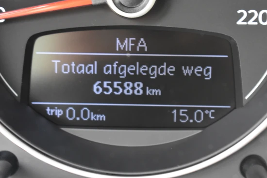 Volkswagen up! 1.0 60PK BMT move up! | Bluetooth | Airco | DAB | Buitenspiegels elektrisch verstel en verwarmbaar | LED Dagrijverlichting