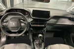Peugeot 208 1.2 100PK Allure | Camera | Leder/Stof | Airco | LED | Parkeersensoren | Bluetooth | DAB | Apple/Android Carplay | 16" Lichtmeta