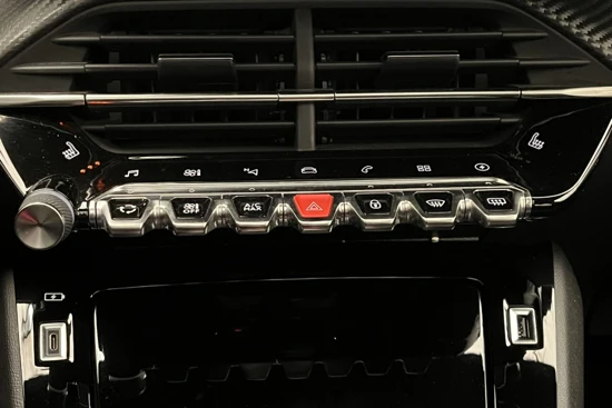 Peugeot e-208 EV GT Pack 50 kWh 136PK | Panorama dak | Leder/Alcantara | Stoelverwarming | Adaptieve Cruise | LED | Virtueel Dashboard |