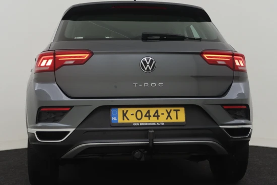 Volkswagen T-Roc 1.5 TSI 150PK Style DSG/AUT | App-Connect | Trekhaak | Adaptieve Cruise Control | DAB | Parkeersensoren V+A | 16'' LMV