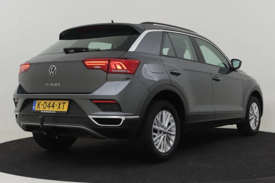 Volkswagen T-Roc 1.5 TSI 150PK Style DSG/AUT | App-Connect | Trekhaak | Adaptieve Cruise Control | DAB | Parkeersensoren V+A | 16'' LMV