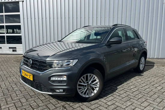 Volkswagen T-Roc 1.5 TSI 150PK Style DSG/AUT | App-Connect | Trekhaak | Adaptieve Cruise Control | DAB | Parkeersensoren V+A | 16'' LMV