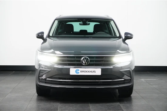 Volkswagen Tiguan 1.5 TSI 150 pk Life 7-DSG | Trekhaak wegklapbaar | Navigatie by app | Achteruitrijcamera |