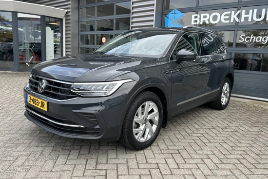 Volkswagen Tiguan 1.5 TSI 150 pk Life 7-DSG | Trekhaak wegklapbaar | Navigatie by app | Achteruitrijcamera |