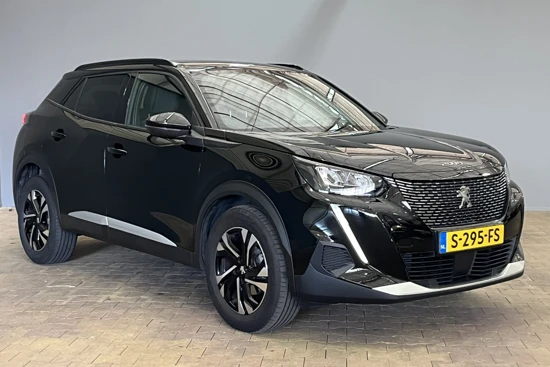 Peugeot 2008 SUV 1.2 100PK Allure | Apple/Android Carplay | 17" Lichtmetaal | LED | Leder/Stof | Bluetooth | Parkeers