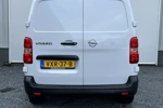 Opel Vivaro 1.5 BlueHDi 120 L2 | DEMO VOORDEEL | Apple Carplay/Android Auto | Climate control | Parkeercamera | Parkeersensoren achter | Cru