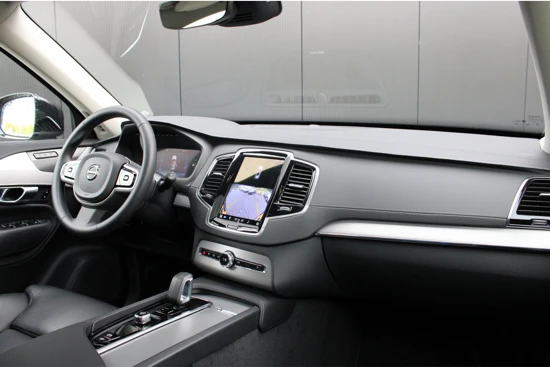 Volvo XC90 T8 Recharge AWD Plus Bright | Full LED | Pano | Pilot Assist | Trekhaak | Harman Kardon | 360 camera | BLIS