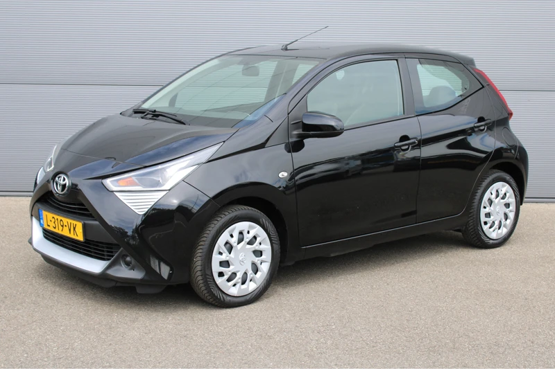 Toyota Aygo 1.0 VVT-i x-play