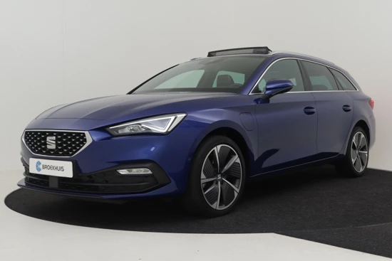 SEAT Leon Sportstourer 1.4 TSI eHybrid PHEV 204PK Xcellence | Achteruitrijcamera | Adaptieve Cruise Control | Dodehoek Detectie | Elektrisch verstelbar