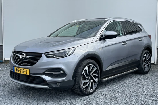 Opel Grandland X 1.2 T. 130 pk | Navigatie | Leder | Open schuifdak | Trekhaak Parkeercamera | LED verlichting | Stoelverwarming -en koeling | Ac