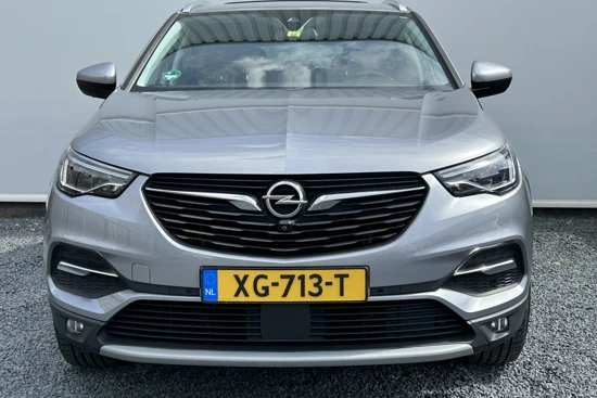 Opel Grandland X 1.2 T. 130 pk | Navigatie | Leder | Open schuifdak | Trekhaak Parkeercamera | LED verlichting | Stoelverwarming -en koeling | Ac