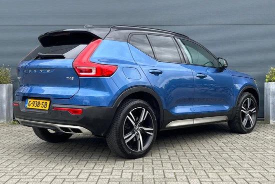 Volvo XC40 2.0 T4 R-Design