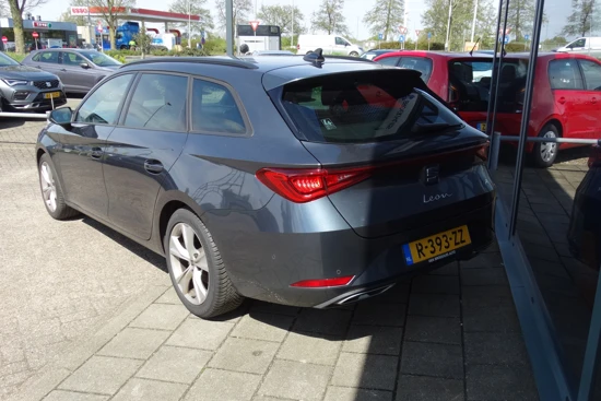 SEAT Leon Sportstourer 1.0 TSI 110PK FR Business Intense