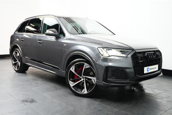 Audi Q7 pro Line S Competition 60 TFSIe 462PK quattro | Adaptive cruise+emergency ass. | Trekhaak | Leder/Alcantara | 22" | Luchtvering