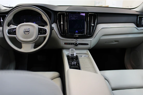 Volvo XC60 T6 350PK Long Range AWD Inscription | 360º Camera | Head Up Display | Adapt Led | Pilot Ass | Panora