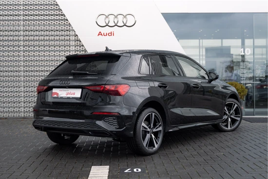 Audi A3 Sportback 40TFSIe 204PK S-tronic S-Edition | Achteruitrijcamera | Adaptive Cruise Control | Alcantara | Parkeersensoren Voor + A