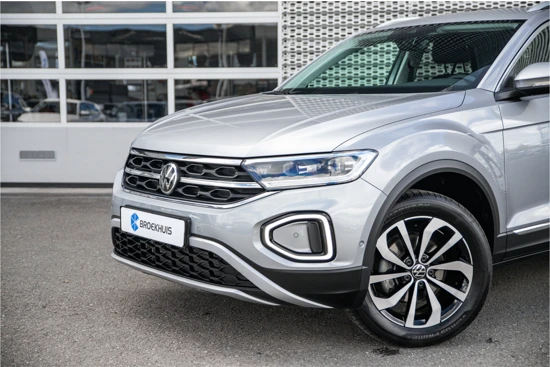 Volkswagen T-Roc 1.5TSI 150pk Style | IQ | Camera |