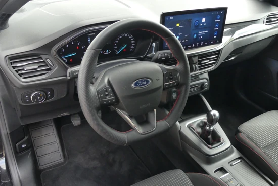 Ford Focus Wagon 1.0 EcoBoost Hybrid 125PK ST-Line | CAMERA | STOEL+STUUR+VOORRUITVERWARMING |
