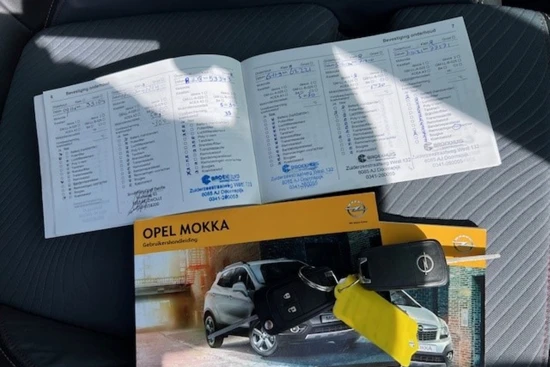 Opel Mokka 1.4 TURBO 140PK COSMO | NAVI | TREKHAAK | CLIMATE CONTROL| AGR-COMFORTSTOELEN| PARKEERSENSOREN| 18" LMV| CAMERA| 100% DEALERONDE