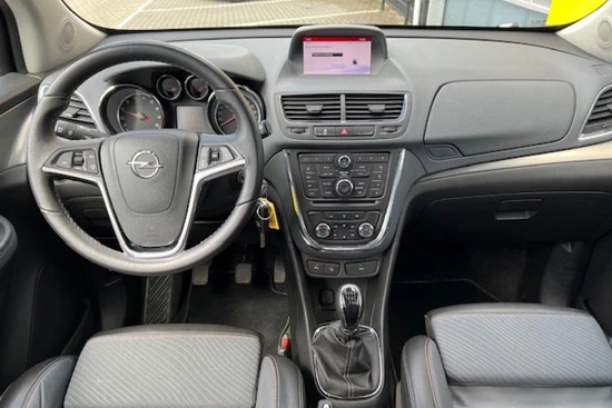 Opel Mokka 1.4 TURBO 140PK COSMO | NAVI | TREKHAAK | CLIMATE CONTROL| AGR-COMFORTSTOELEN| PARKEERSENSOREN| 18" LMV| CAMERA| 100% DEALERONDE