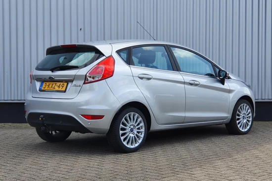 Ford Fiesta 1.6 Titanium | Distributieriem vervangen! | Airco | Verw. Voorruit | Parkeersensoren | Cruise Control