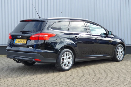 Ford Focus Wagon 1.0 125 PK Titanium | Trekhaak! | Winterpack | PrivacyGlass | Navi | Clima | Parkeersensoren |