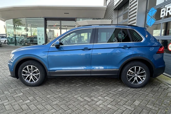 Volkswagen Tiguan 1.4 TSI 125 pk Comfortline | Trekhaak elektrisch uitklapbaar | Elektrisch Panorama dak | Navigatie | Led koplampen |