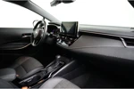 Toyota Corolla Touring Sports 1.8HYBRID STYLE BI-TONE | ELEKTR KLEP | CAMERA | ADAPTIVE CRUISE | STOELVERWARMING | HEAD UP DISPLAY | 17'' LMV |